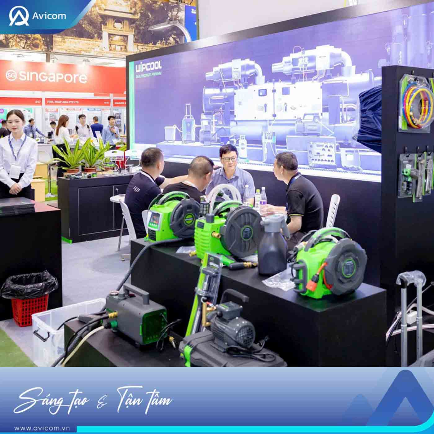 HVACR Vietnam (5-7/11/2025): Bí Quyết Nào Để Gian Hàng Của Bạn Nổi Bật? Bài Học Từ Giải Pháp Thiết Kế Của AVICOM