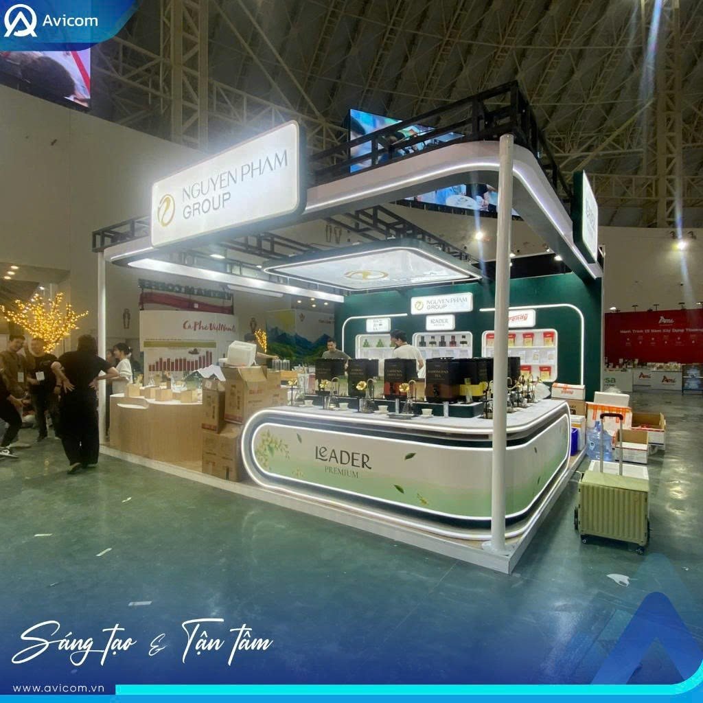 Booth gian hàng Nguyễn Phạm với ý tưởng "ốc đảo xanh"