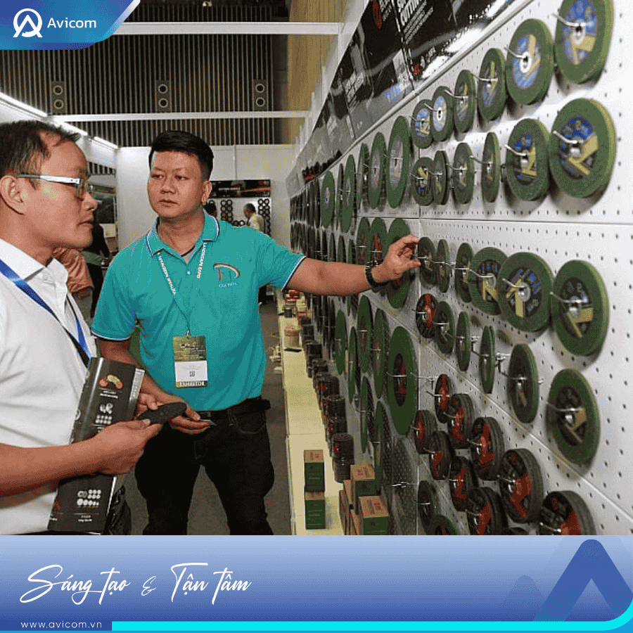 Dụng cụ vật liệu xây dựng và sửa chữa tại triển lãm