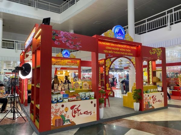 Mẫu gian hàng hội chợ quê, chợ Tết