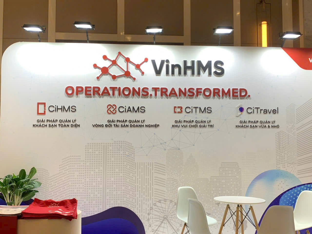 Avicom bắt tay cùng VinHMS tại hội nghị Meet The Experts